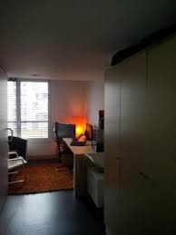 Wenn sie erfahrungen mit diesem unternehmen gesammelt haben, teilen sie diese hier mit anderen seitenbesuchern. Zimmer Im August Zimmer Mobliert Konstanz Paradies