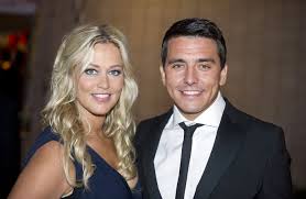 De liefde tussen zanger jan smit en presentatrice ellemieke vermolen (30) is na 2 maanden voorbij. Jan Smit Liefdesballade Trof Liza Recht In Het Hart Show Ad Nl