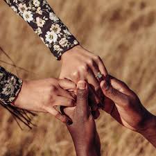 Former miss south africa, liesl laurie, is engaged! Jb9s95pf 0oizm