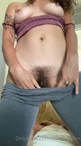 Watch online Nicole Quinn aka Nicolequinn OnlyFans - Can I tease you on  X-video