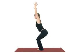 The surya namaskar (sun salutation) is a series of 12 yoga poses meant to give praise to the sun. Koyi Yadda Za A Yi Surya Namaskar B
