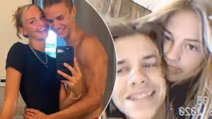 David beckham discusses romeo's burberry billboards. Romeo Beckham Is Spitting Image Of Dad David As He Poses In Adorable Selfie With Heart