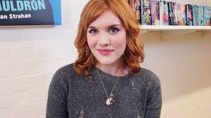 Regarder gratuitement les films et les dernières émissions de télévision du réalisateur emerald fennell. Who Is Emerald Fennell Dating Emerald Fennell Boyfriend Husband