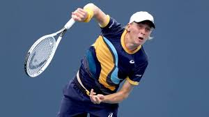 У синнера есть брат марк. Jannik Sinner Dominates Fellow Fast Riser Emil Ruusuvuori In Miami