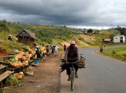 Madagascar Roadside Traders Ile Chorale