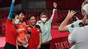 Dimitrij ovtcharov, timo boll und patrick franziska schlugen in einem packenden halbfinale japan mit 3:2. R3ckuiy0yvgmim