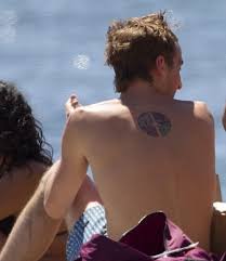 Later, kendall was able to play other small roles. Chrissi On Twitter Ktothe5th Hey Mama Schmidt Does Kendall Still Have His Scorpion Tattoo Cause On This Pic It S Not There Http T Co Ohohpmes