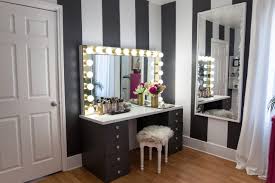 Can you feel the luminance? 21 Diy Vanity Mirror Ideas Remodel Or Move