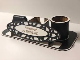 Rebada On Instagram Kisiye Ozel Masaustu Isimli Kalemlik Ofis Dekorasyonunuza Uygun Kisiye Ozel Tasarimlarimizla Masaustu Isimli Kalemlik In 2020