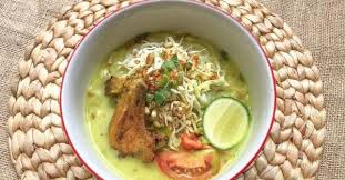 Disajikan di mangkuk kecil, seporsi soto ini ampuh untuk hangatkan perut. Resep Soto Babat Lezat Dimasak Dengan Khas Betawi Hingga Madura