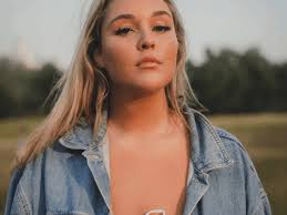 GLOWE returns with the bubbly pop single “Emotional”