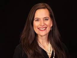 Sara Queen's Instagram, Twitter & Facebook