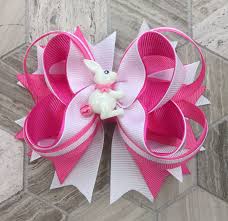 A Personal Favorite From My Etsy Shop Https Www Etsy Com Listing 509741040 Easter Hair Bow Pink And W Tiaras Infantis Diy Laco Para Cabelo Artes E Artesanato