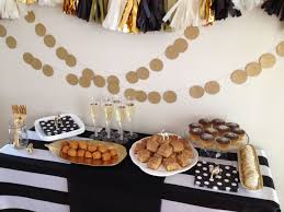 Black And Gold Theme Clothes Black White Gold Party Black White Gold Party Gold Party New Years Party Themes