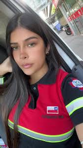 Raquel Morrison's Instagram, Twitter & Facebook