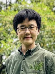 Heather Moncrief's Instagram, Twitter & Facebook