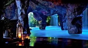 Luxus Pool Idee Fur Ein Luxus Ferienhaus Mit Pool Pool Waterfall Cool Pools Outdoor Pool