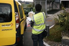 „samstag ist unser hauptzustelltag, da kommt die meiste post in der woche und wir sind immer personell voll besetzt, erklärt pietruck. Post Kleiner Tipp So Sparen Sie Sich Die Packli Samstagsgebuhr Der Post