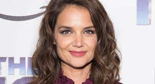 Vous y découvrirez un dossier complet sur les coupes de cheveux pour femme tendances pour l'automne et hiver 2019 et 2020. 15 Coiffures Qui Affinent Le Visage