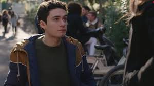 Un si grand soleil en replay sur france 2 est une série tv à revoir gratuitement. La Veste Orange Et Bleue De Antonin Nathan Bensoussan Dans Un Si Grand Soleil Spotern
