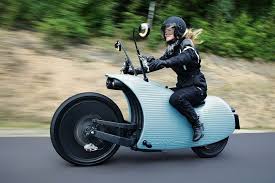 夏のロードトリップにお薦めのバイク6選 バイクのデザイン 電動バイク バイク