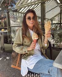 Danijela pavlina's home was recently featured on the residence magazine blog and i just love everything about this turn of the century home with chique and modern decor. Danijela Pavlica On Instagram Varfor Ta En Nar Man Kan Ta Tva Vilken Ar Er Favorit Topping Instagram