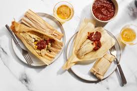 Oct 07, 2019 · fill your steamer with water, and turn the heat to medium. Watch How To Make Tamales That Are Fluffy Light And Deeply Flavorful Epicurious