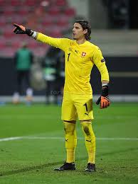 Yann sommer, torwart von borussia mönchengladbach, wird seit tagen von den eigenen fans doch generell sind gerade torhüter vor den fankurven mehr als die feldspieler anfeindungen. Torwart Magazin Torwart Berichte Interview Hintergrunde Yann Sommer Halt 2 Elfmeter Mit Ungewohnlicher Stategie