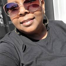 Lynn Lamar (@deezinediva) • Instagram photos and videos