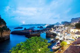 36 Hours In Biarritz Published 2017 Ny Vacation Biarritz Europe Travel Destinations