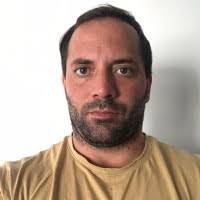 200+ profilů „Cilano“