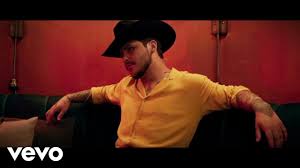 Belinda graba a christian nodal ayudando a niños ambulantes video. Christian Nodal Nace Un Borracho Official Music Video Songs