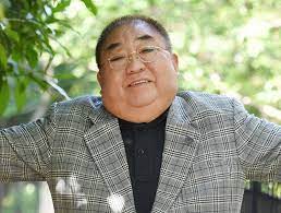 また俳優としても活躍し、tbs系列で放送していた『寺内貫太郎一家』の主人公・寺内貫太郎での強烈なキャラクターははまり役となった。 特撮「太陽戦隊サンバルカン」ではバル パンサー・豹 朝夫の父親役としてゲスト出演。 豹 朝夫を演じた小林朝夫は亜星の実の息子。 1度のみながらも親. Ofz Bxrwz Rqxm
