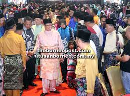 Yayasan sarawak sering dikaitkan dengan pemberian biasiswa dan pinjaman pelajaran. Kerajaan Setuju Wujudkan Yayasan Biasiswa Tun Taib Utusan Borneo Online