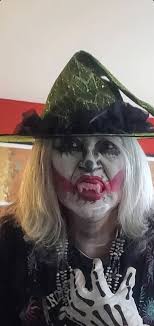 Vote for Diane Robles 🔪🫀 5:27 LTE 91% Diane Robles a profile  profilepicture. picture. Jul Jul19 19 Tracey Biehle and 5 ot... 3 comme...  6 3 Diane Robles updated their profile picture. Jul19 Jul 19 ·…