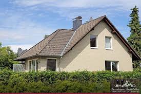 Isernhagen bietet seinen bürgern die beachtliche zahl von 6458 wohngebäuden. Referenzen Isernhagen Immobilien Ulrike Glaubitz Region Hannover