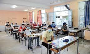 Echipa #diez a făcut o selecție de tot ce a fost exclus de la examenul din 2021 pentru elevii de la profil umanist, dacă vreți să vedeți ce a fost exclus pentru elevii de la profil. Bac 2021 Pres De 732 000 Candidats Attendus