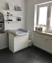 Die Wickelecke Fur Unseren Kleinen Prinzen Die Wickelkommode Besteht Aus Einer Ikea Malm Kommode Und Einem Wick Wickelkommode Ikea Malm Kommode Malm Kommode