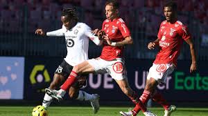 Multiple lille football fans have been injured after part of a stadium collapsed as the team celebrated a goal against amiens in northern france. Lille Suffer First Ligue 1 Defeat Of Season At Brest Eurosport