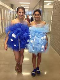 Make a clean statement in this costume. Loofah Halloween Costumes Easy Group Costume Diy For Halloween Group Costumes Diy Loofah Halloween Costume Duo Costumes