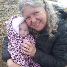 Where to buy big bags of potting soil for a greenhouse in Kamloops?