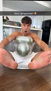 Tayo Riccis Feet << wikiFeet Men