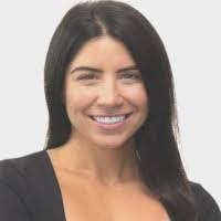 Beth Lannon's Instagram, Twitter & Facebook