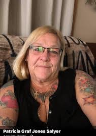 Patricia Eaves's Instagram, Twitter & Facebook