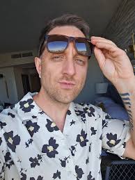 Took a little RnR this last weekend down to San Diego to see Chris Lake,  Oddmob and Green Velvet by the water. It was our first ever trip away from  our four