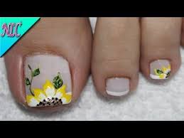 2.2 figuras de uñas para pies con diseños animal print. Diseno De Unas Para Pies Girasol Y Frances Muy Facil Sunflower Nail Art Nlc Youtube Unas Manos Y Pies Unas Pies Decoracion Unas De Gel Para Pies