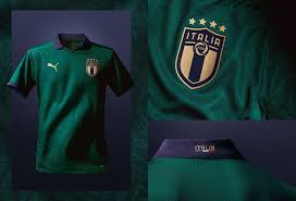Esta é a nova camisa da puma itália fora para 2020. Italia Lanca Camisa Verde Inspirada No Renascimento Para Celebrar Jovens Talentos Da Azzurra Futebol Italiano Ge