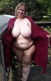 Mature ladies with big breasts amatuer - NudeGirlPics.net