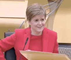 La imagen se volvió viral después de ganar las. Nicola Sturgeon Scotland Gif By The Snp Find Share On Giphy