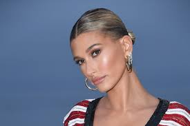 See more ideas about hailey baldwin style, hailey, hailey baldwin. Hailey Baldwin Slams Plastic Surgery Speculations Spurred By Edited Photos People The Jakarta Post